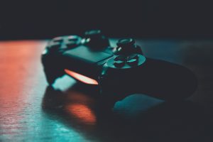 Read more about the article The Evolution of Gaming: From Pixels to Immersive Worlds
